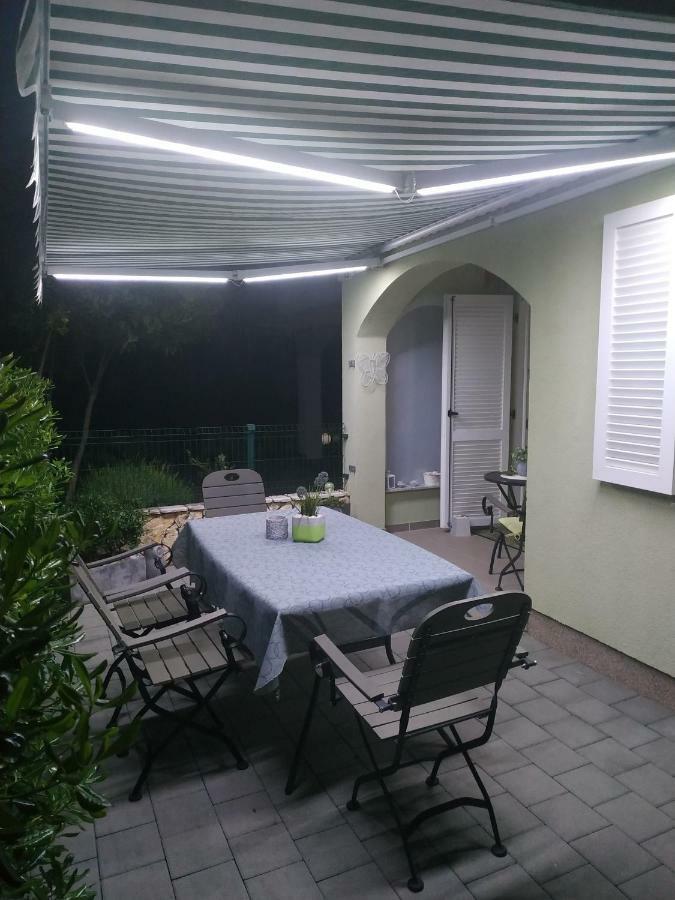 Apartment - Ivo Čižići Dış mekan fotoğraf